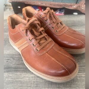 Clarks Men's Leather Lace-Up Sneakers in Brown/Tan